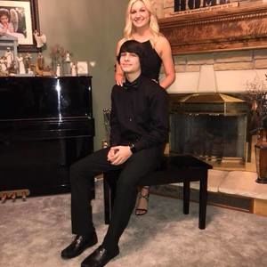 Meet your Posher, Thomas